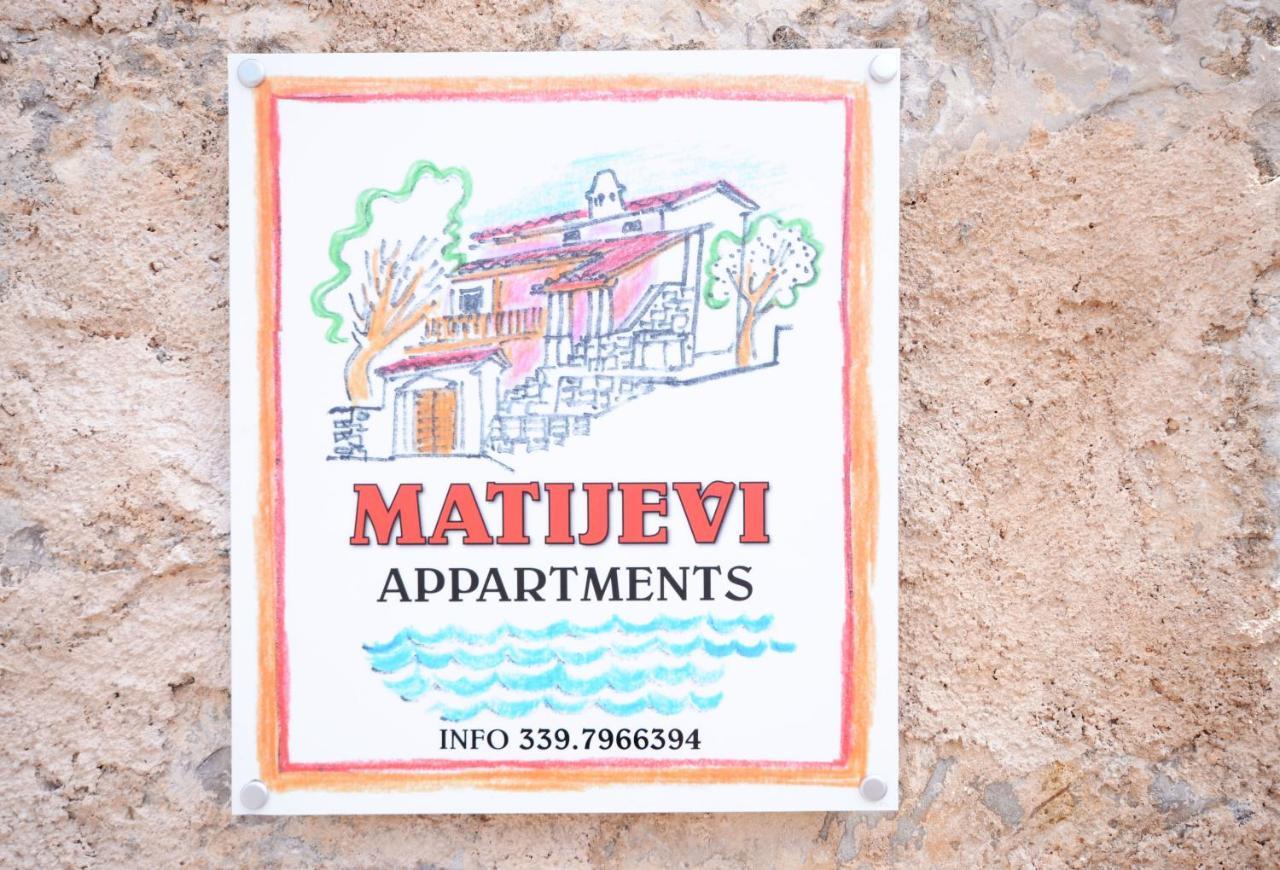 Matijevi Apartments Систиана Экстерьер фото